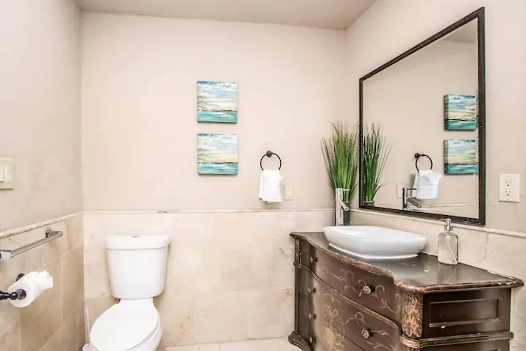 Best Location In Scottsdale, 8 Bedroom House, Heated Pool, Spa, Game Room, Bbq, Putting Green 凤凰城