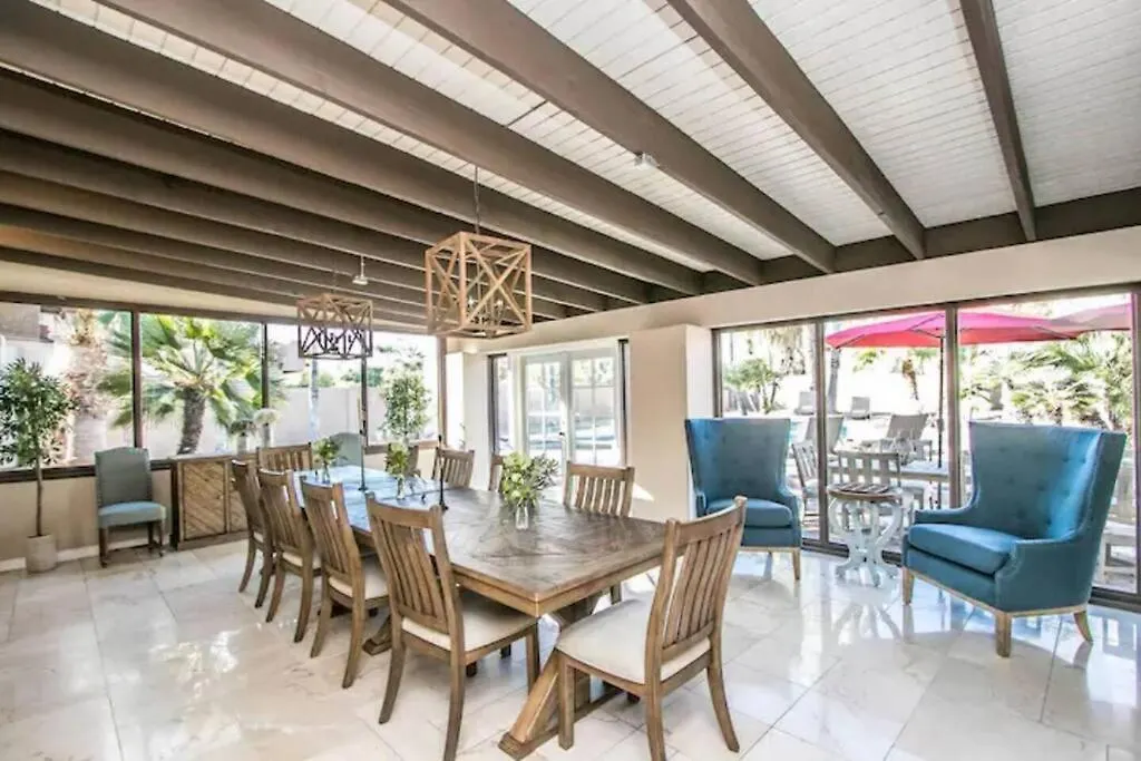 Best Location In Scottsdale, 8 Bedroom House, Heated Pool, Spa, Game Room, Bbq, Putting Green Phoenix Vakantiehuis